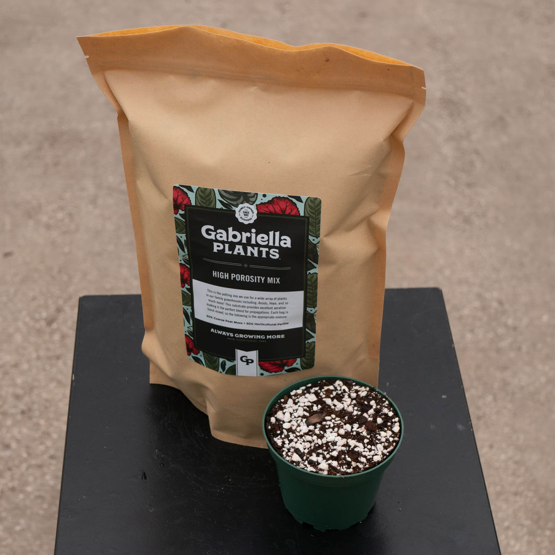 peat moss and potting mix GP High Porosity Substrate Mix